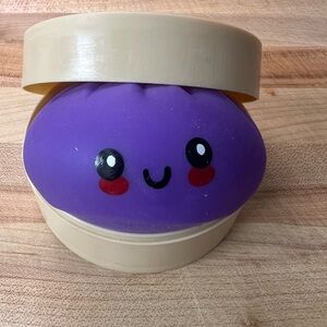 VIRAL~ Rainbow Mystery Bao Bun Squishy Toy (Purple)